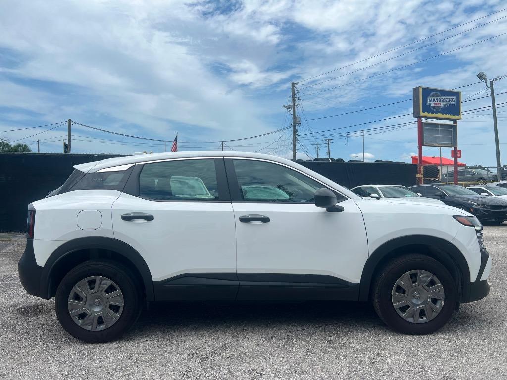 2025 Nissan Kicks - $18,995