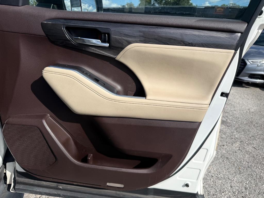 2020 Toyota Highlander - $23,995