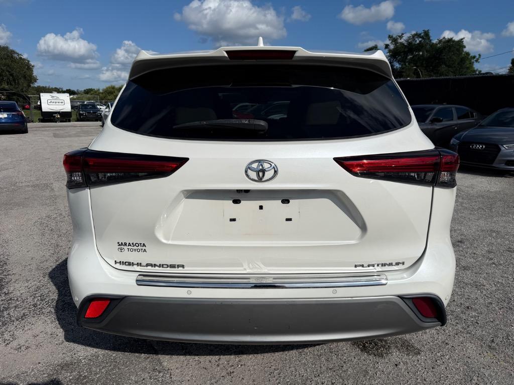 2020 Toyota Highlander - $23,995