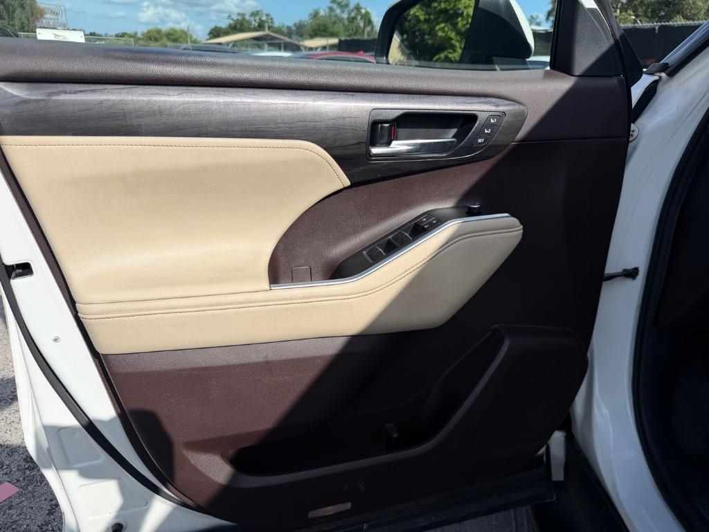 2020 Toyota Highlander - $23,995