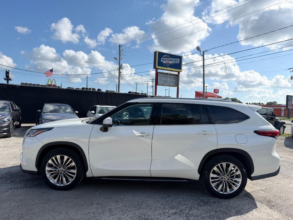 2020 Toyota Highlander - $23,995