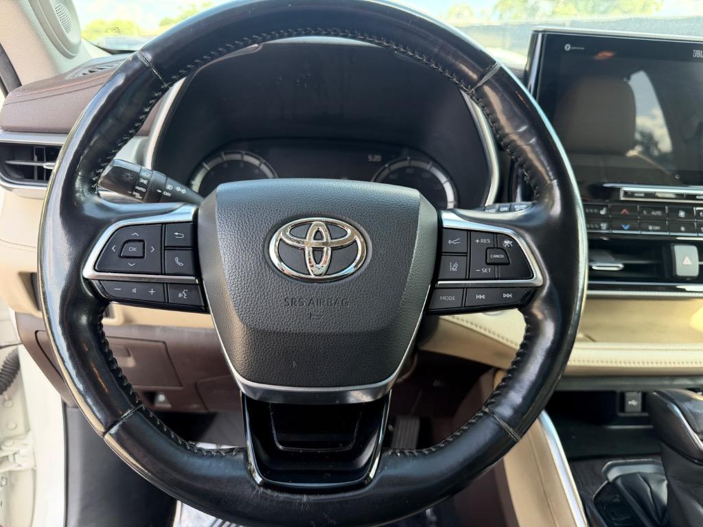 2020 Toyota Highlander - $23,995
