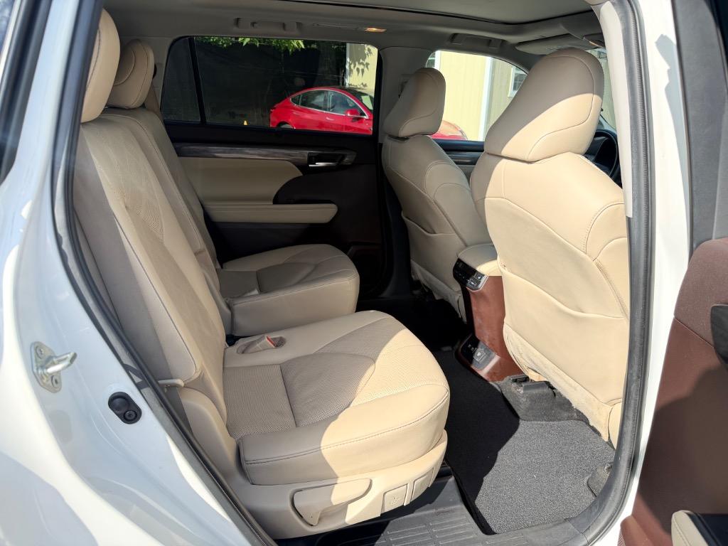 2020 Toyota Highlander - $23,995