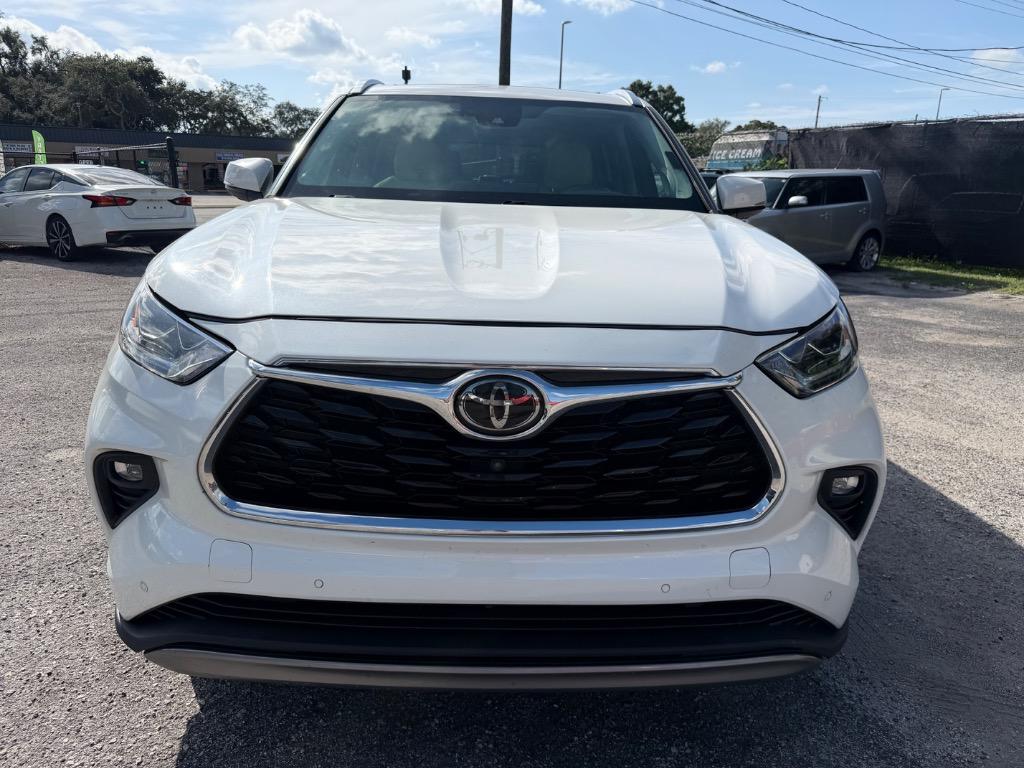 2020 Toyota Highlander - $23,995