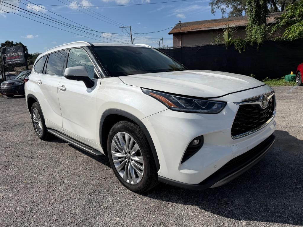 2020 Toyota Highlander - $23,995
