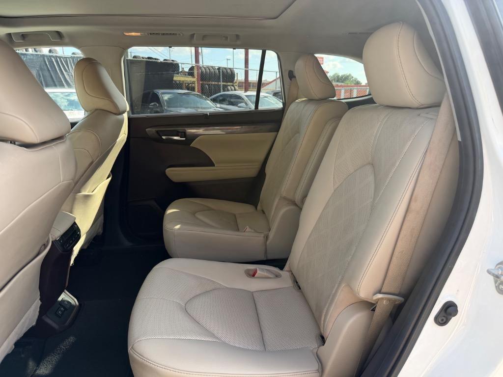 2020 Toyota Highlander - $23,995