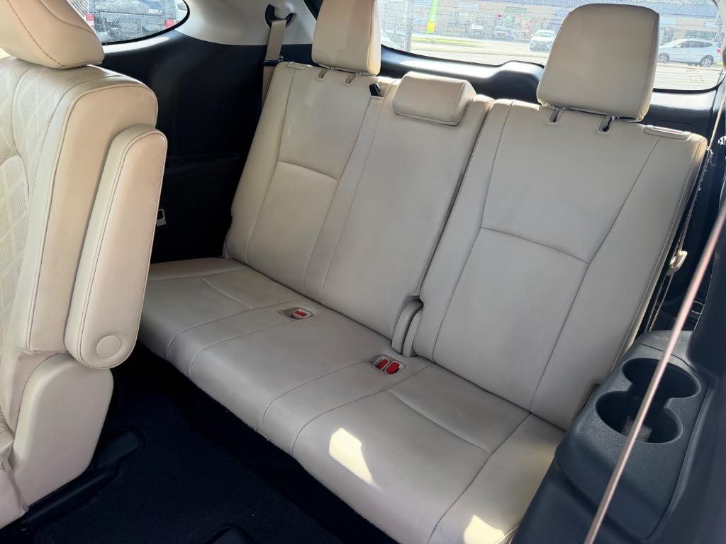 2020 Toyota Highlander - $23,995