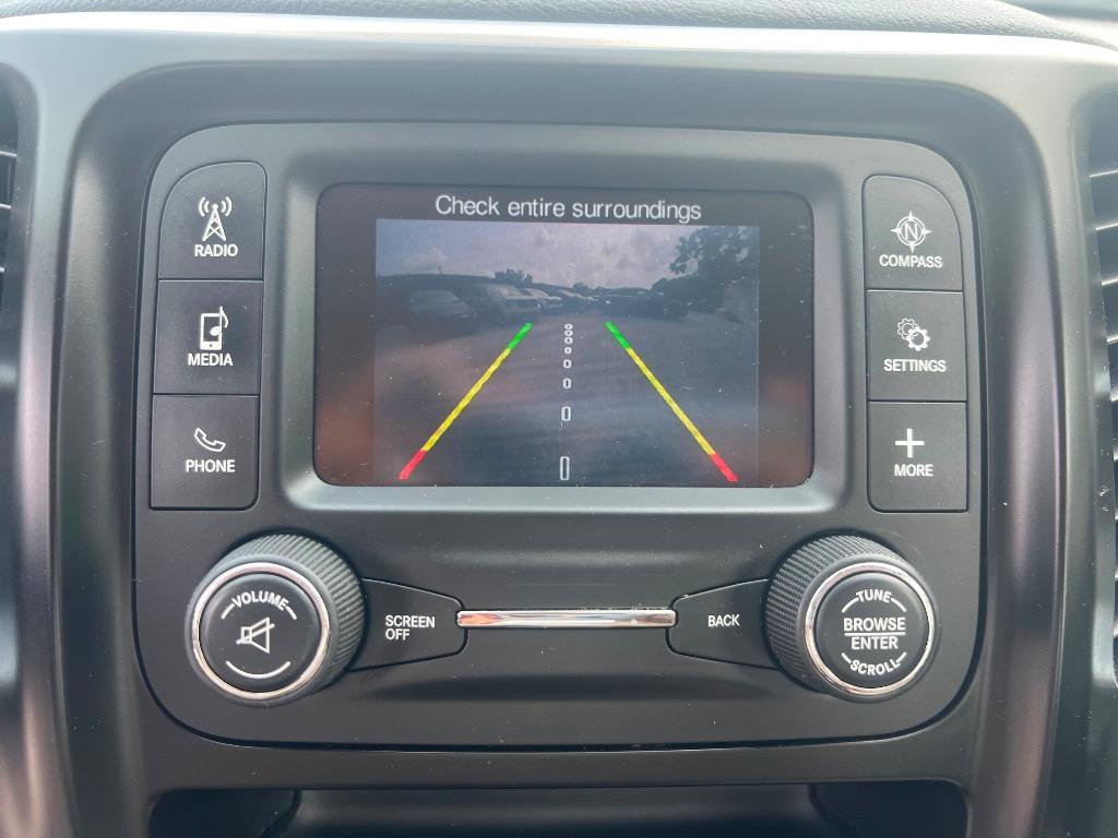 2015 Jeep Cherokee - $7,700