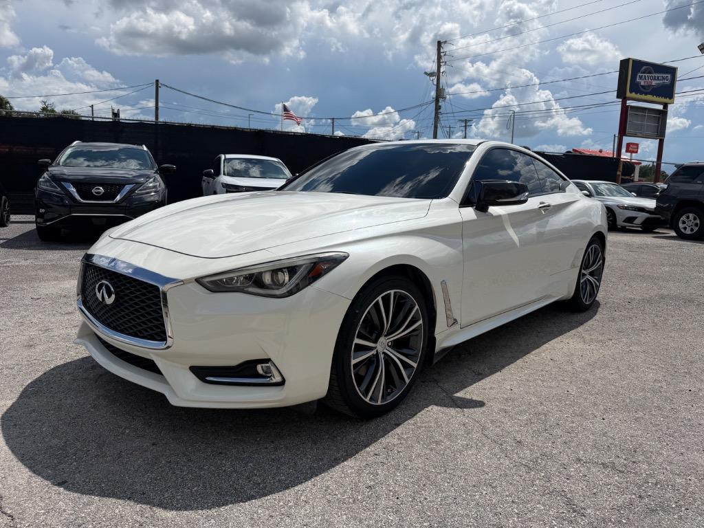 2018 INFINITI Q60