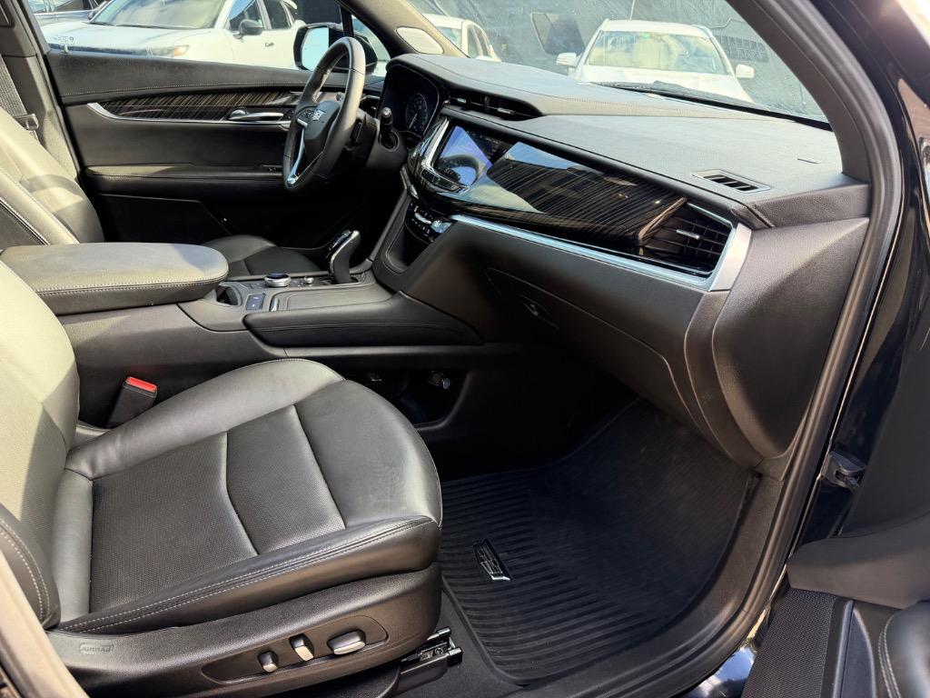 2024 Cadillac XT6 - $25,995