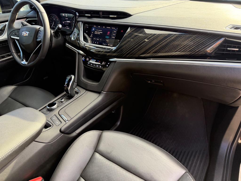 2024 Cadillac XT6 - $25,995