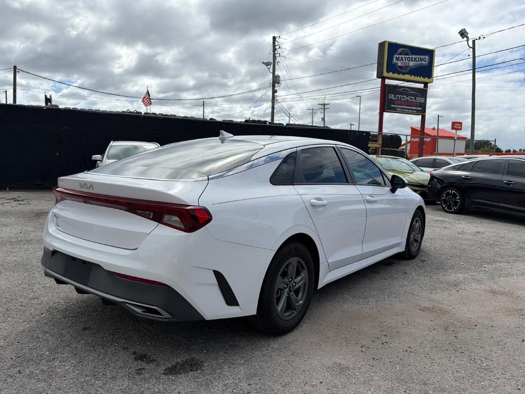 2022 Kia K5 - $14,590