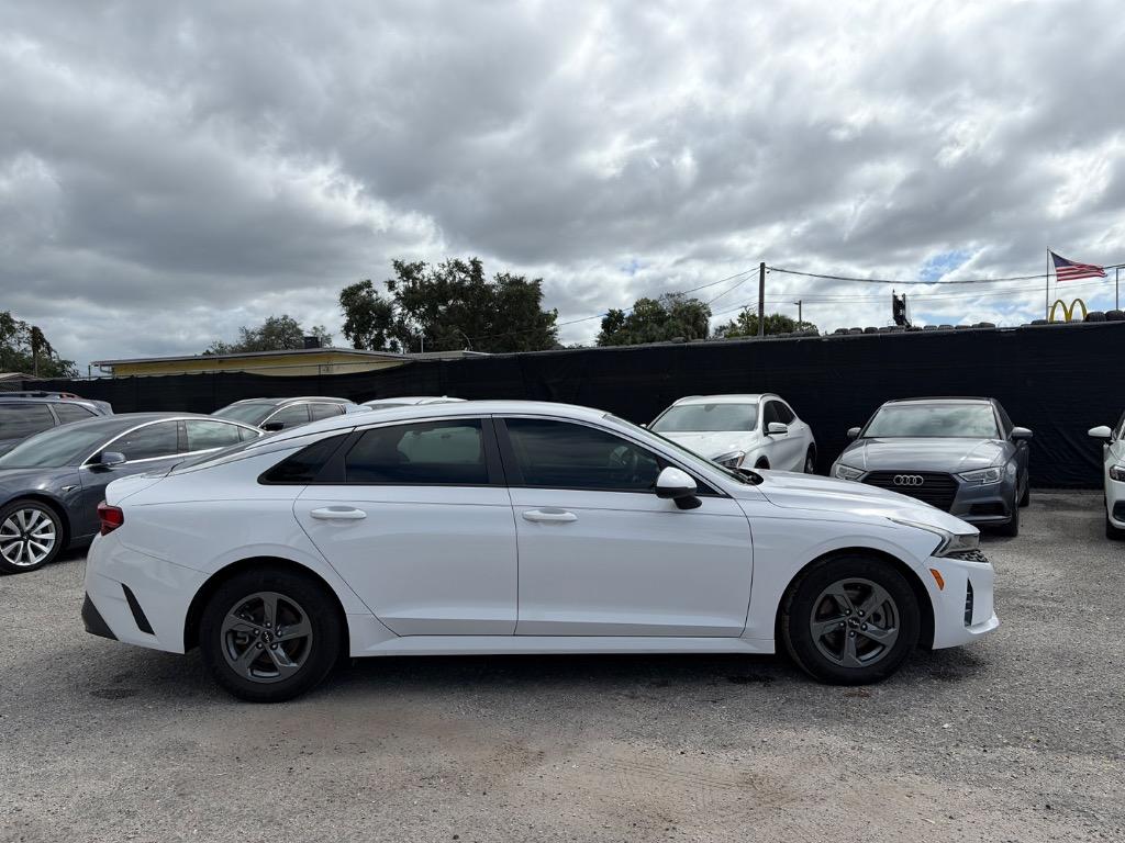 2022 Kia K5 - $14,590