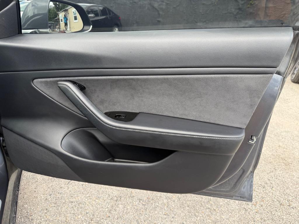 2018 Tesla Model 3 - $17,995