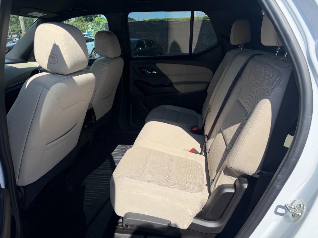 2023 Chevrolet Traverse - $13,590