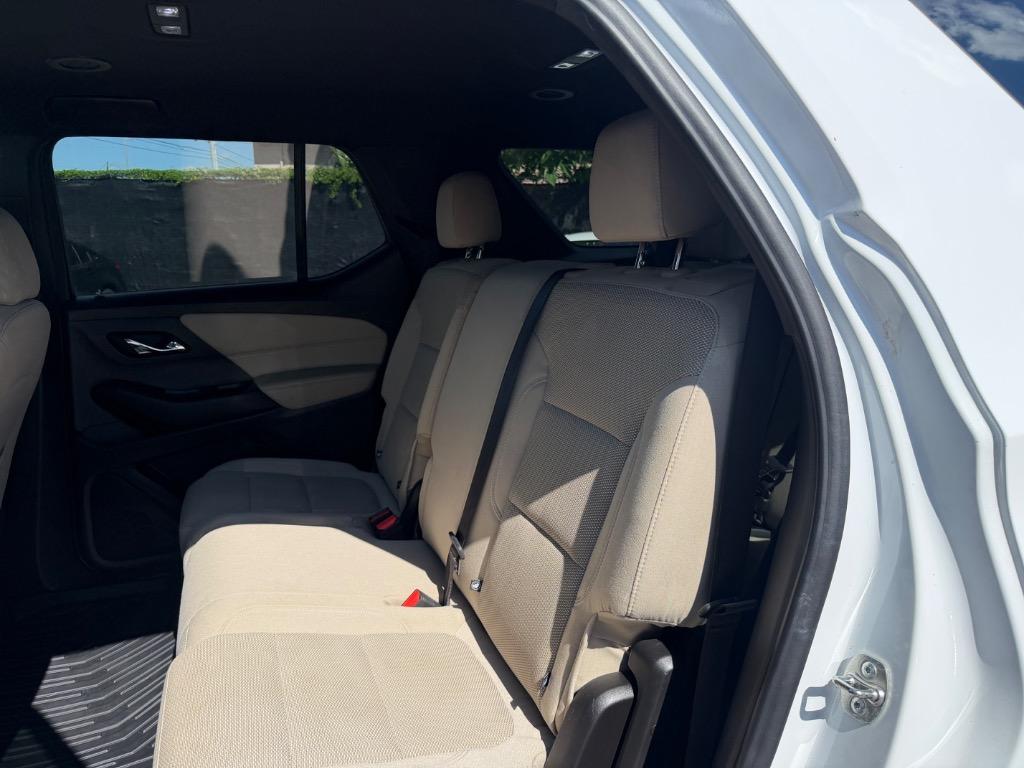 2023 Chevrolet Traverse - $13,590