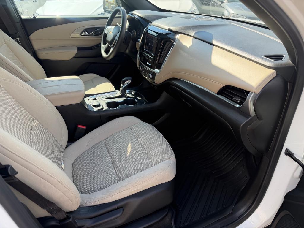 2023 Chevrolet Traverse - $13,590