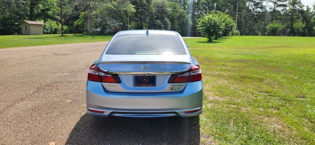 2017 Honda Accord photo