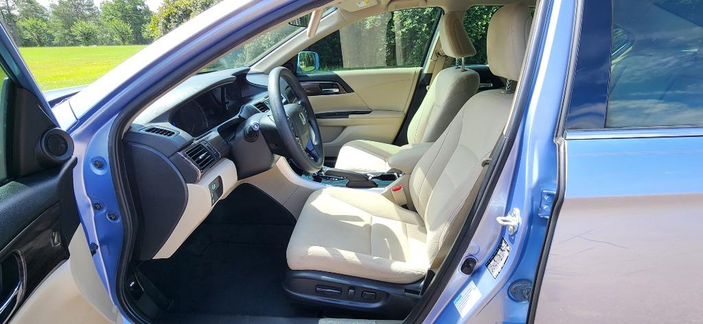 2017 Honda Accord photo
