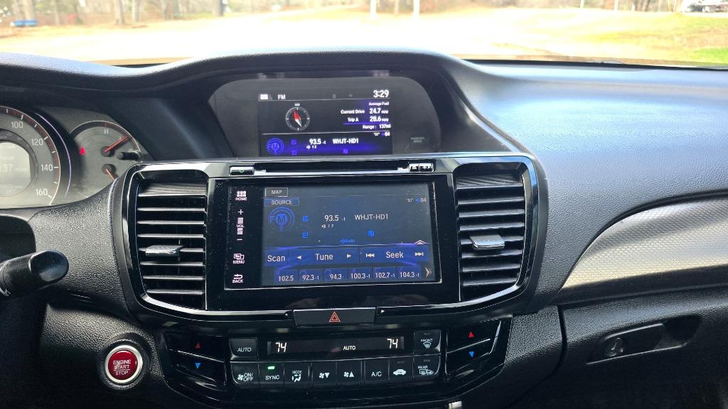 2017 Honda Accord EX-L photo