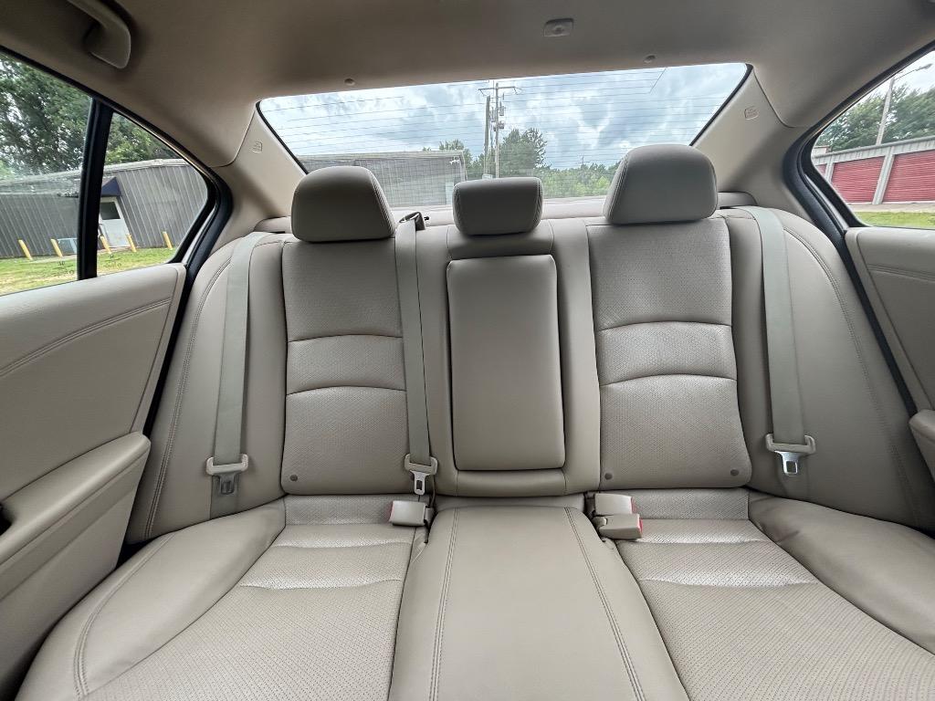 2013 Honda Accord - $14,600