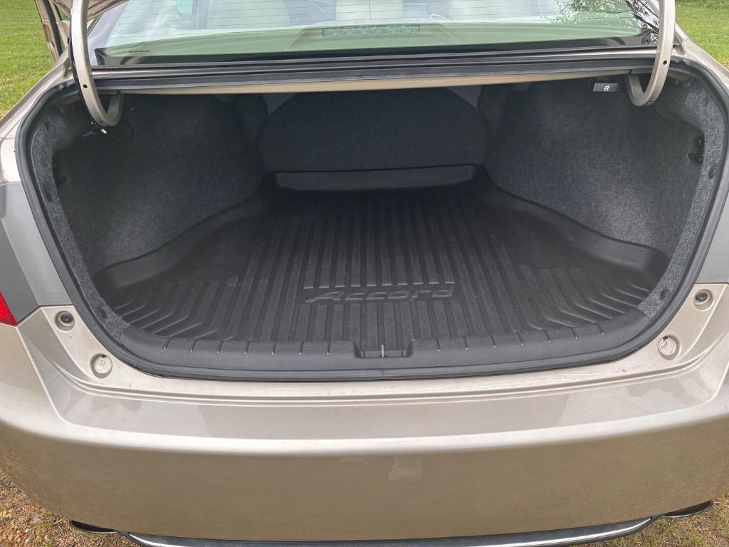 2013 Honda Accord - $14,600