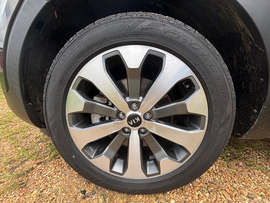 2020 Kia Telluride - $17,600