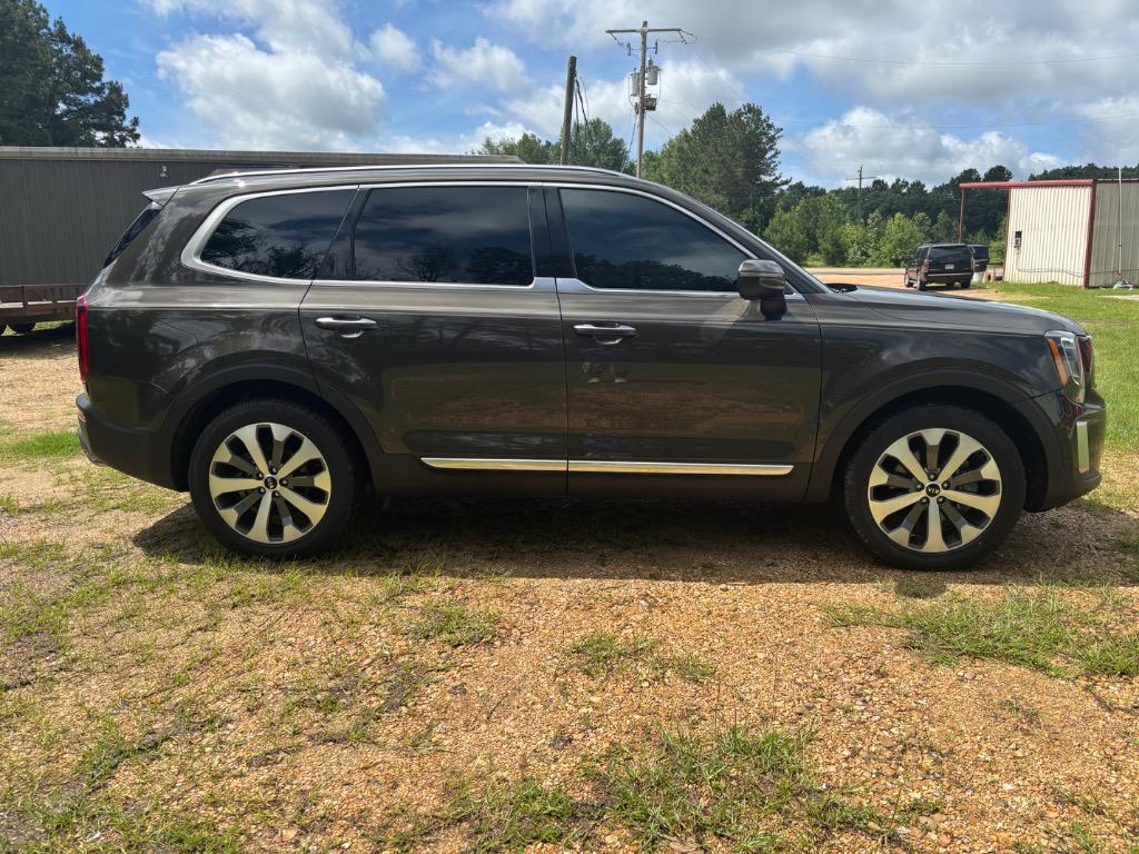 2020 Kia Telluride - $17,600
