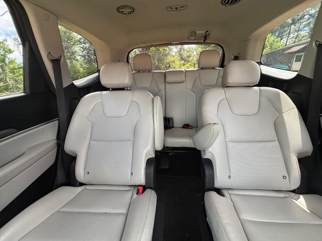 2020 Kia Telluride - $17,600