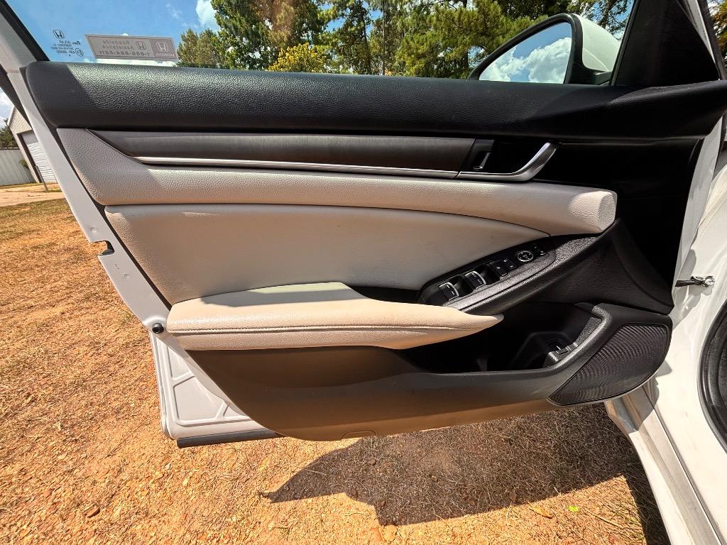 2021 Honda Accord - $22,000