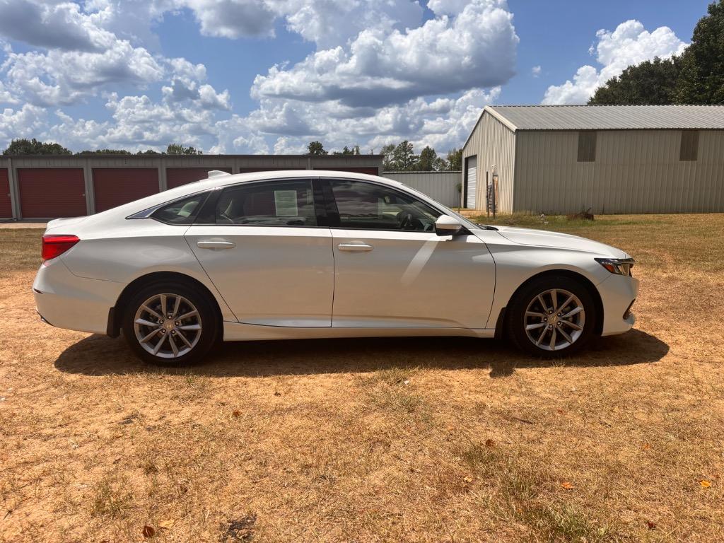 2021 Honda Accord - $22,000