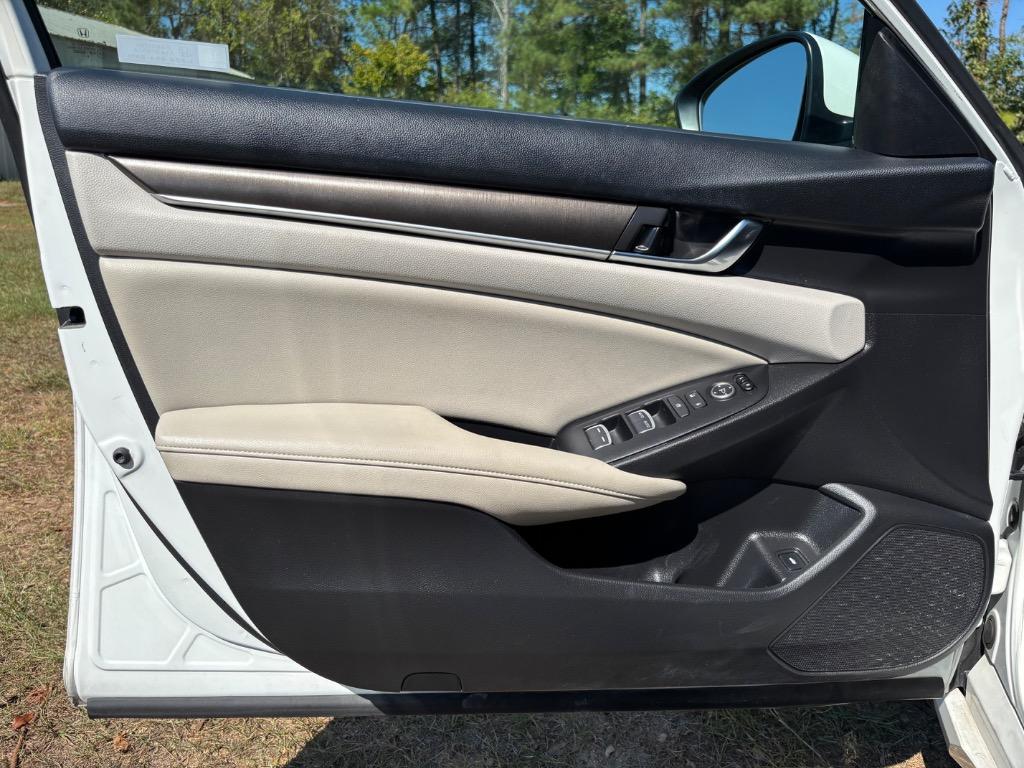 2021 Honda Accord - $22,000