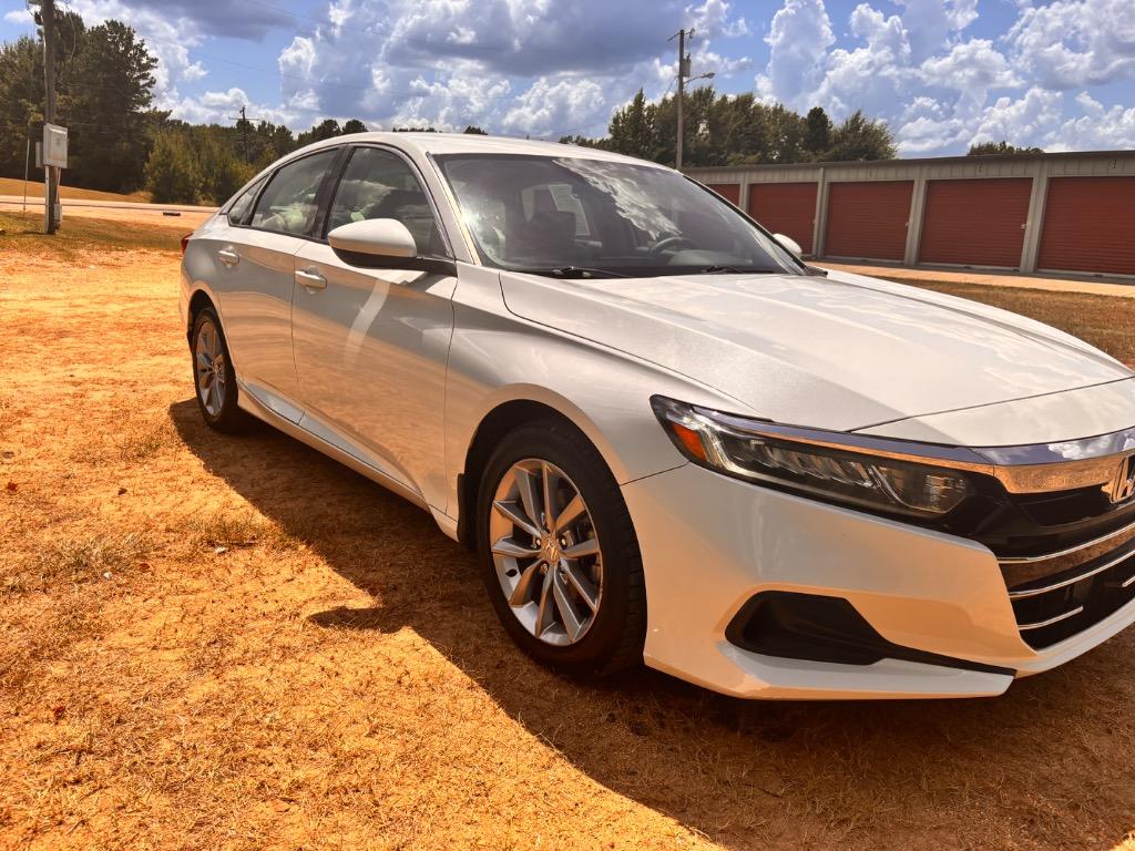2021 Honda Accord - $22,000