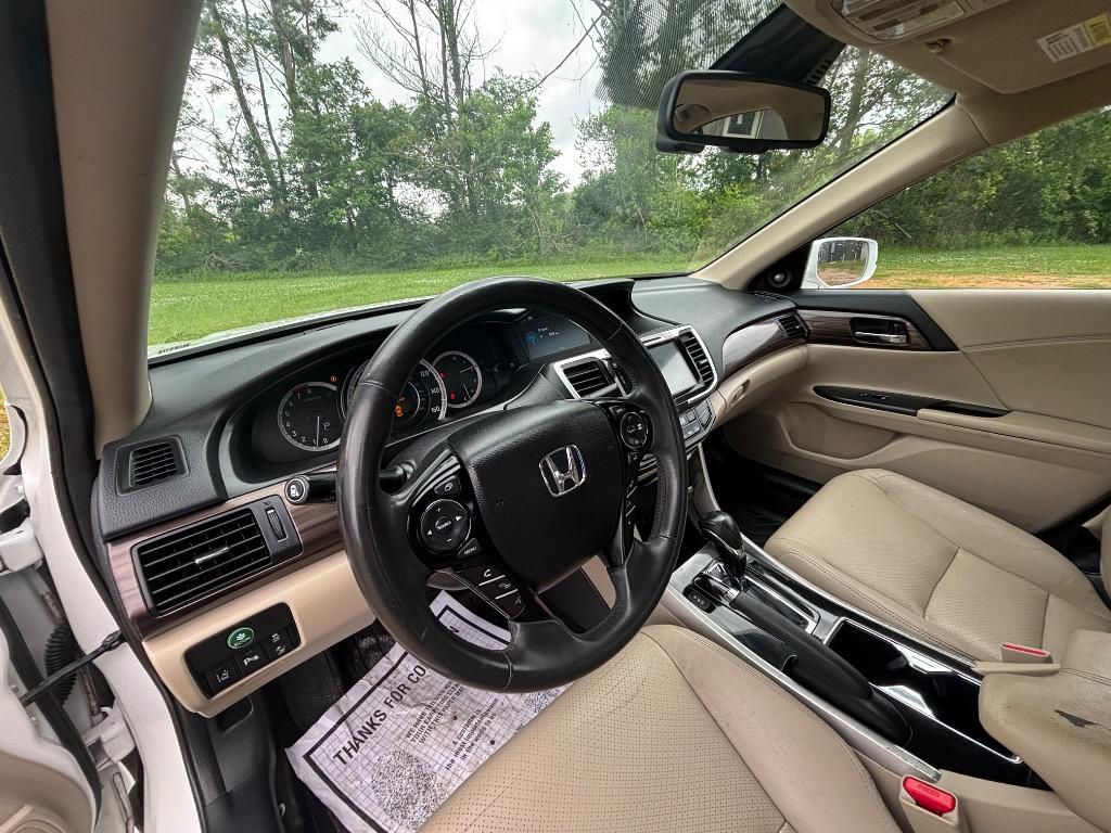 2017 Honda Accord - $18,500
