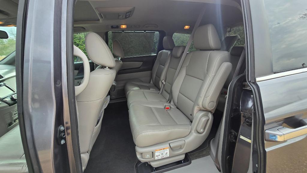 2016 Honda Odyssey EX-L photo