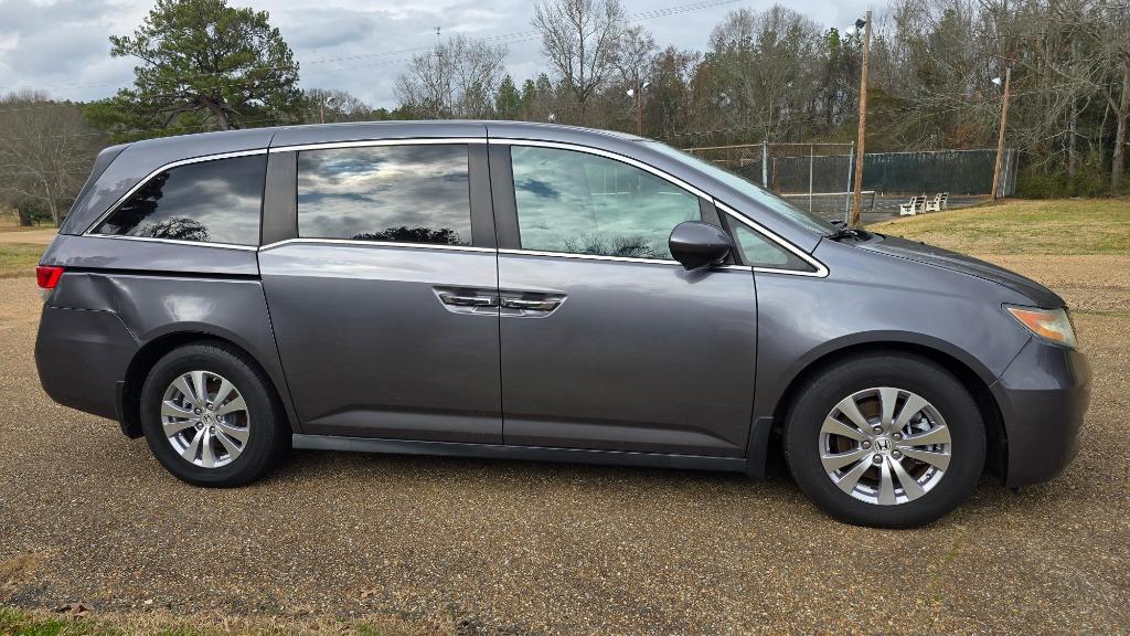 2016 Honda Odyssey EX-L photo