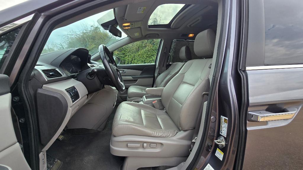 2016 Honda Odyssey EX-L photo