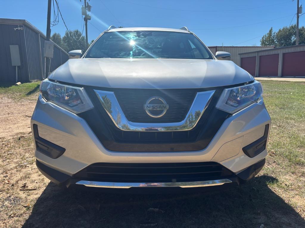 2020 Nissan Rogue - $15,900