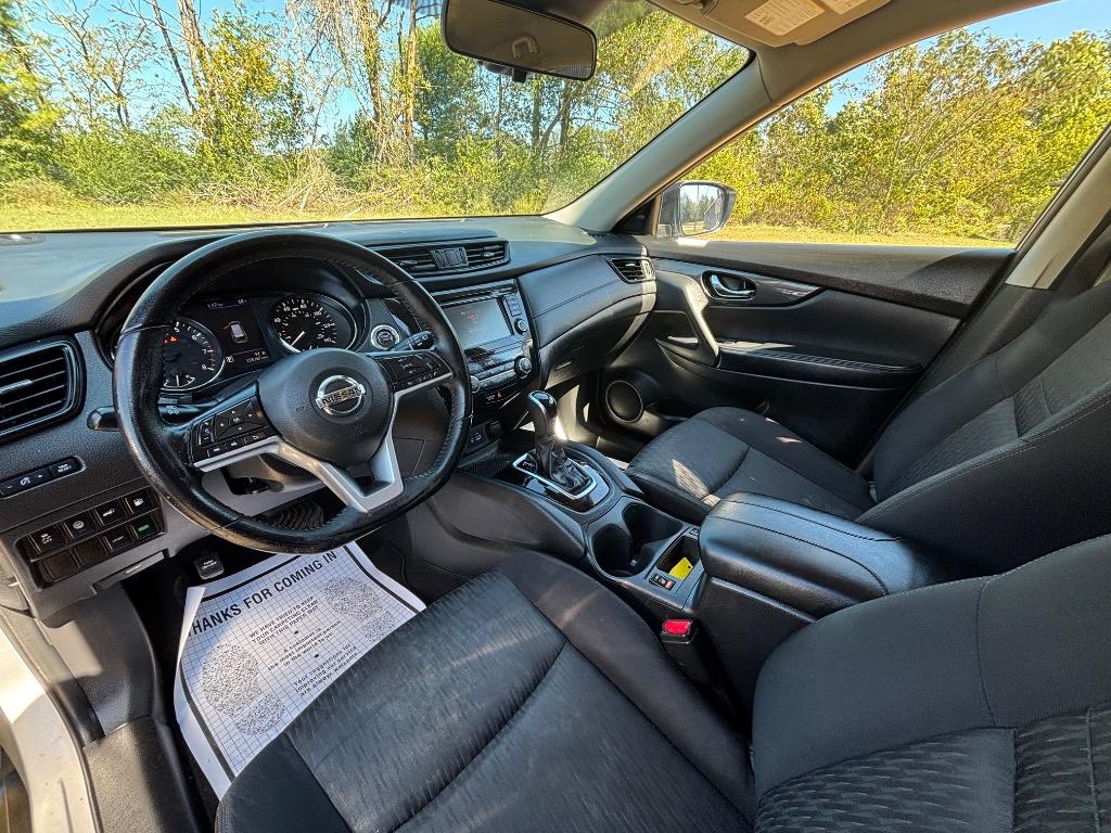 2020 Nissan Rogue - $15,900