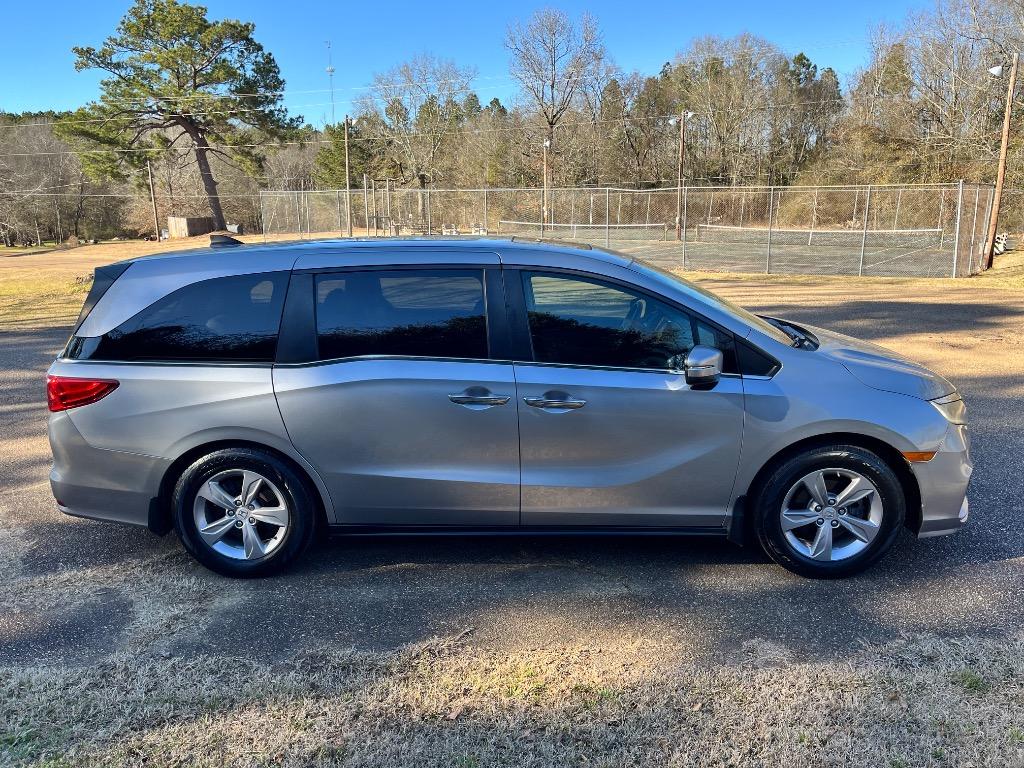 2018 Honda Odyssey - $23,600