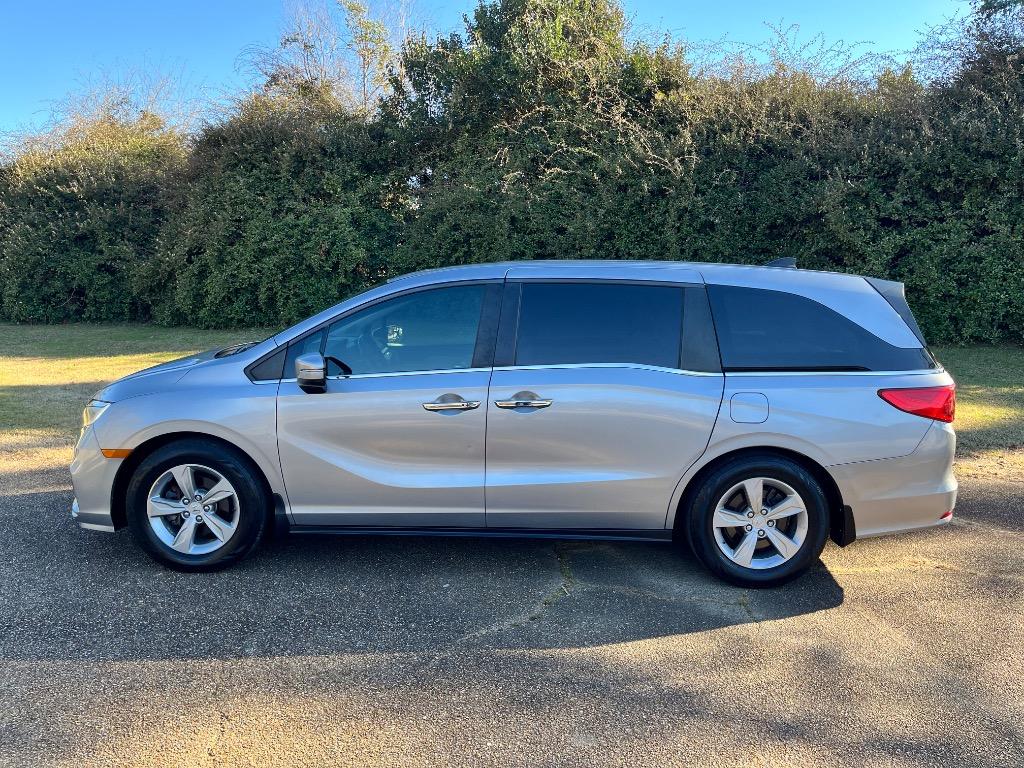 2018 Honda Odyssey - $23,600