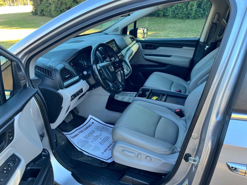 2018 Honda Odyssey - $23,600