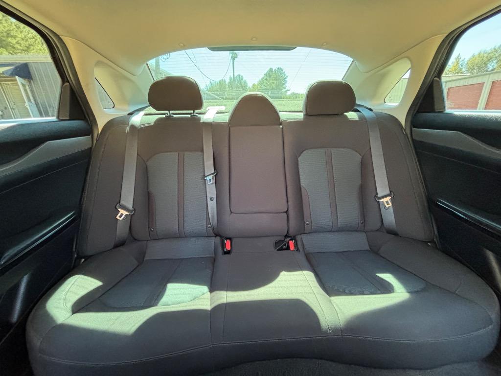 2021 Kia K5 - $20,600