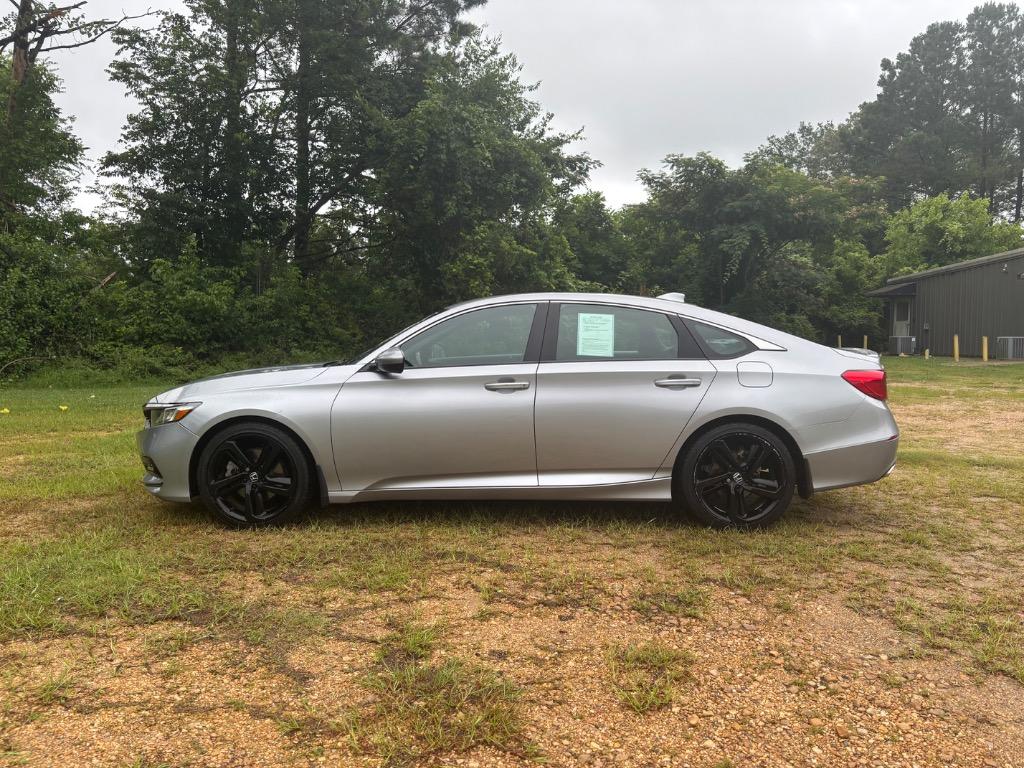 2018 Honda Accord - $19,000