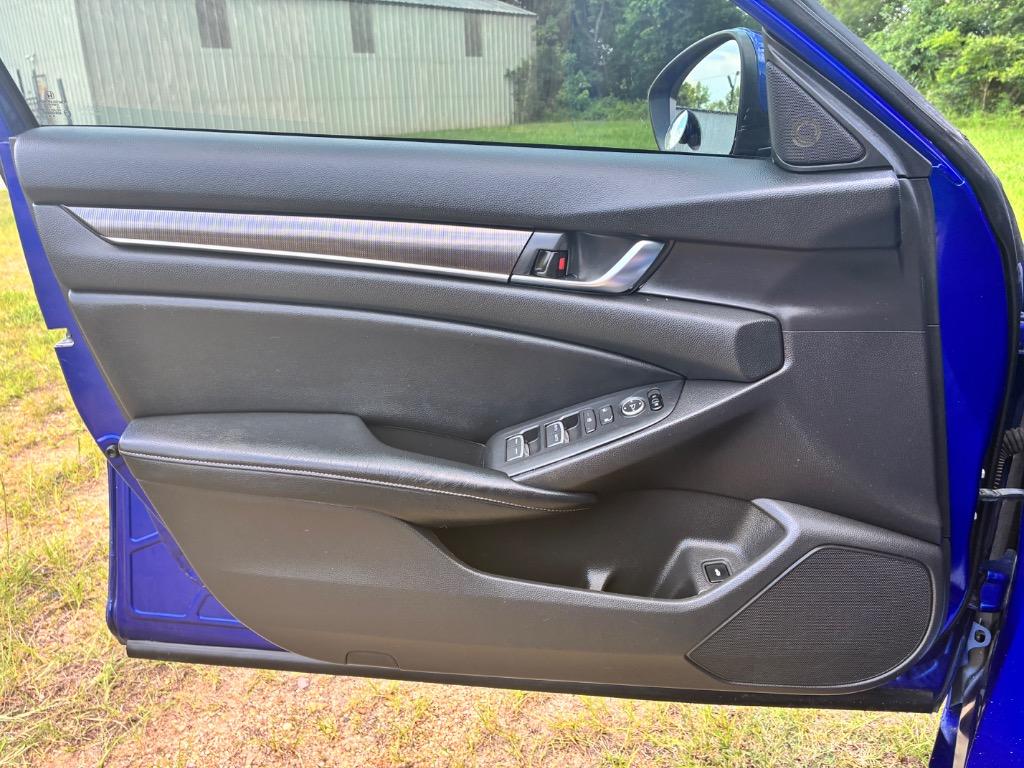 2018 Honda Accord - $21,600