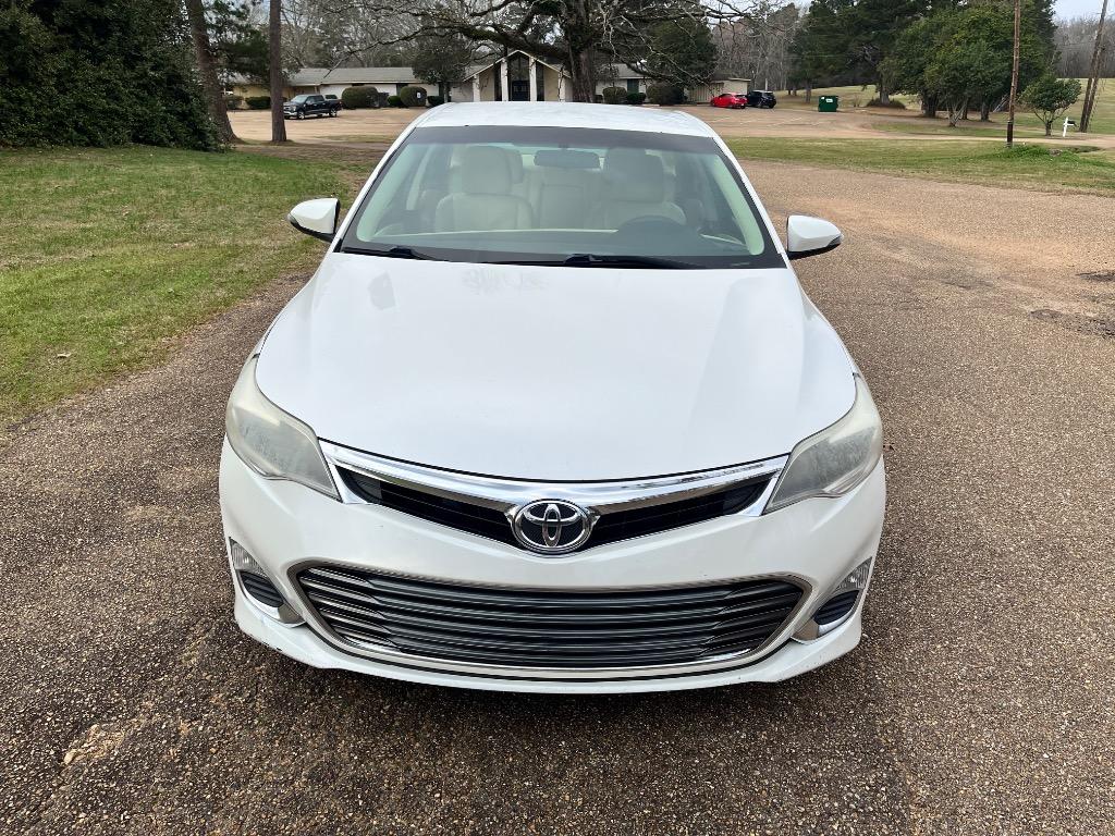2014 Toyota Avalon - $14,500