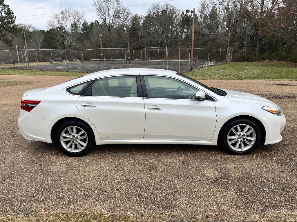 2014 Toyota Avalon - $14,500