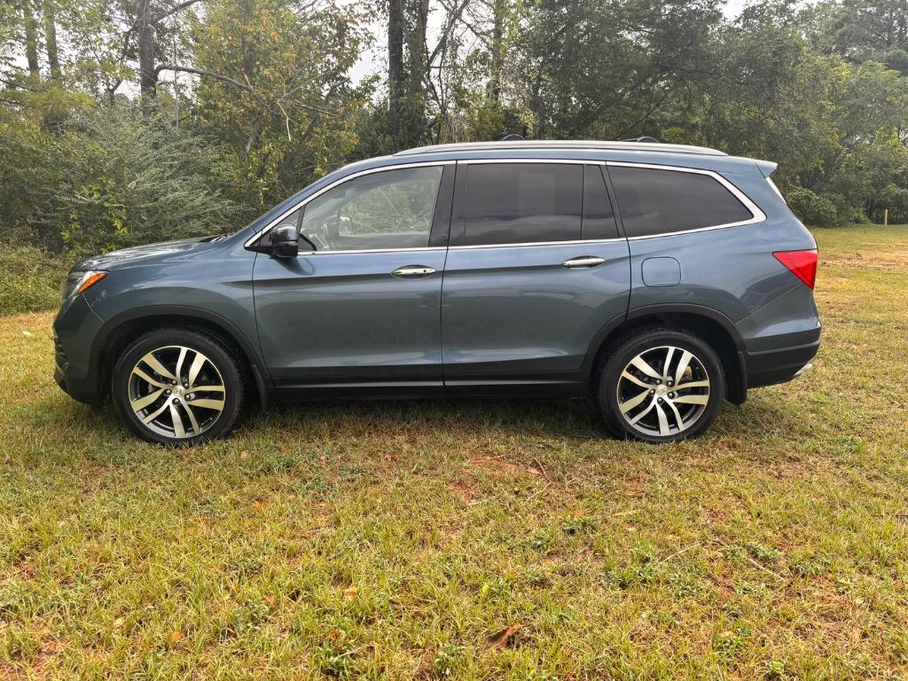 2016 Honda Pilot - $23,300
