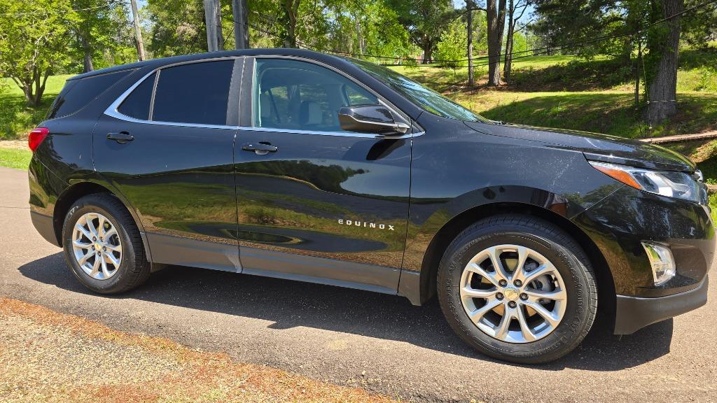 2021 Chevrolet Equinox LT photo