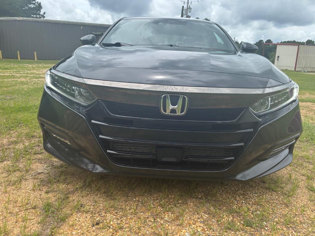 2018 Honda Accord - $17,900